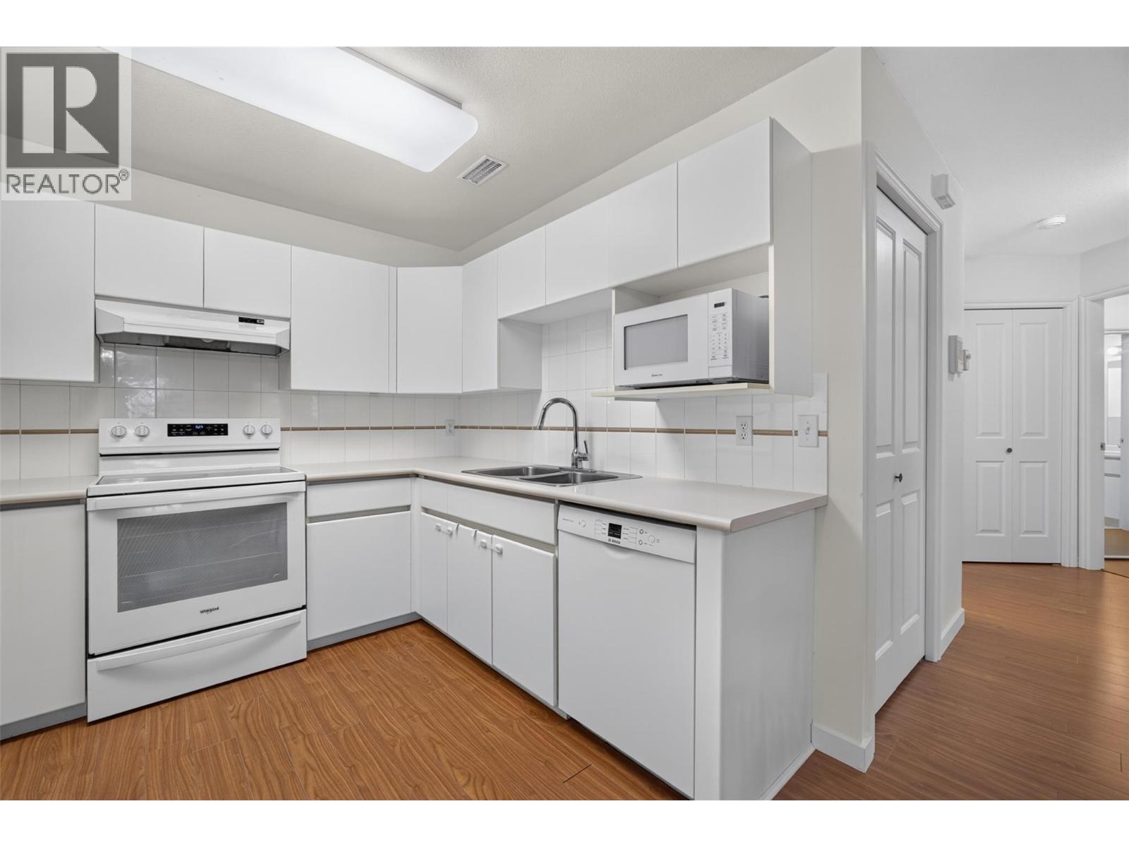 2350 Stillingfleet Road Unit# 205, Kelowna, BC V1W 3X9