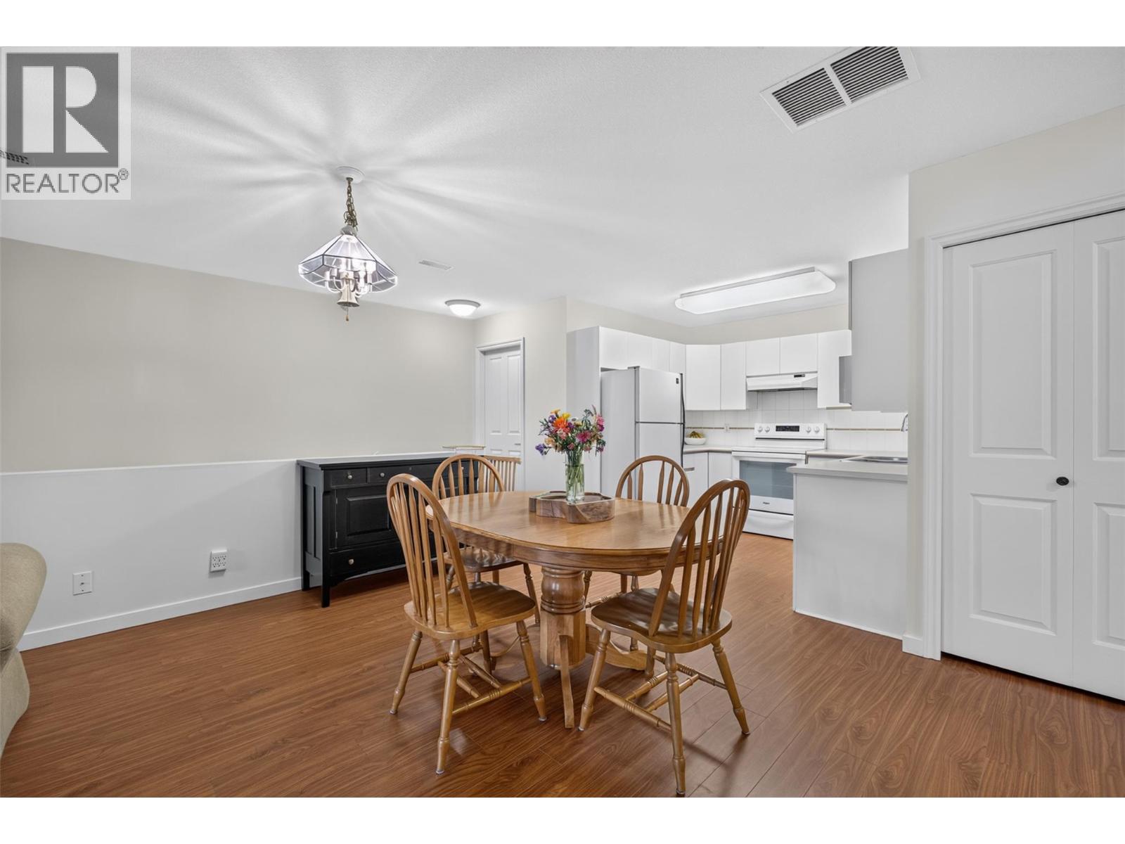 2350 Stillingfleet Road Unit# 205, Kelowna, BC V1W 3X9
