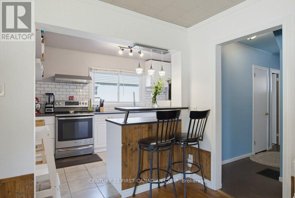 3 Parkside Drive, St. Thomas, Ontario  N5R 3T8 - Photo 11 - X13701932