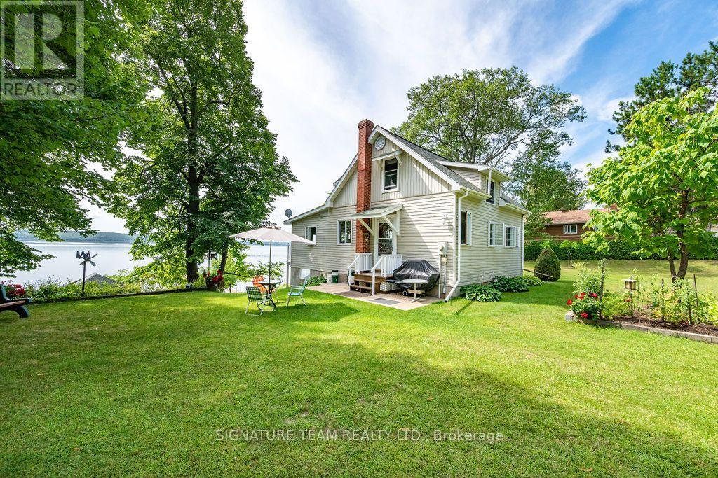 42 Rutz Lane, North Algona Wilberforce, Ontario