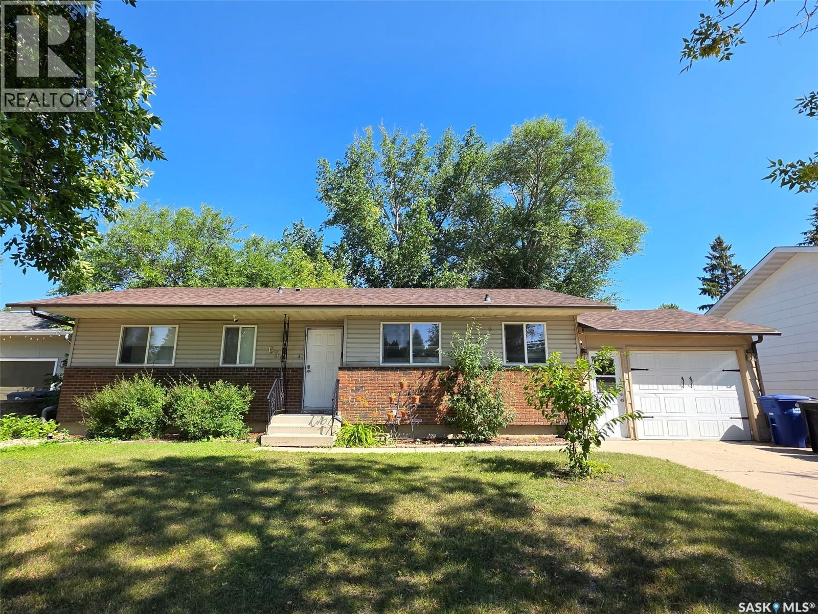 639 Redberry Road, Saskatoon, Saskatchewan  S7K 4S4 - Photo 1 - SK046317