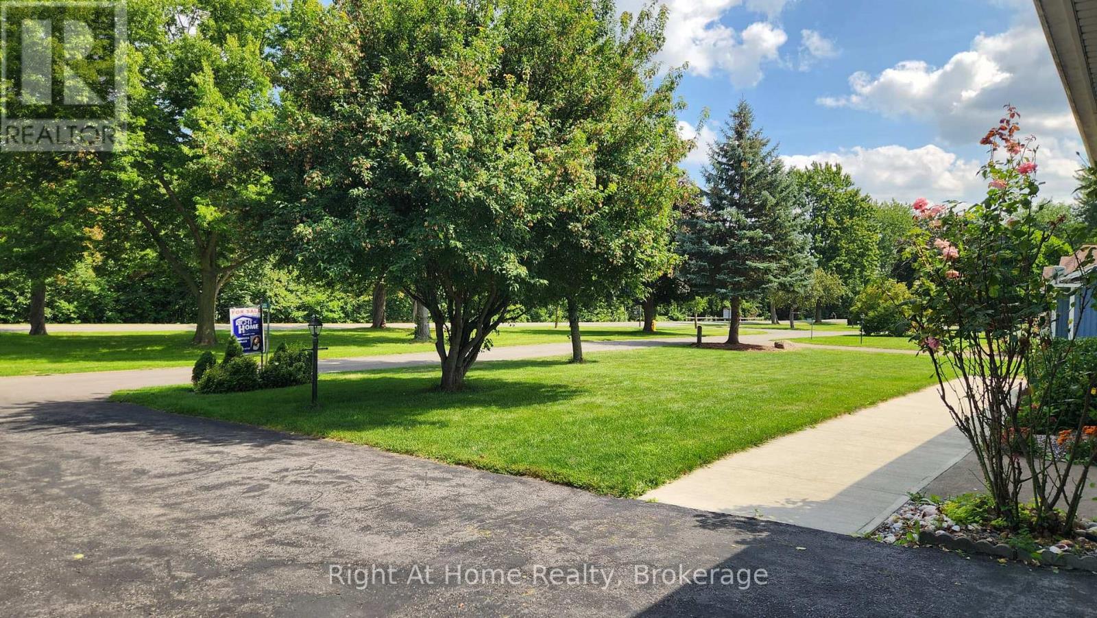 15414 Niagara Parkway, Niagara-On-The-Lake, Ontario  L0S 1J0 - Photo 4 - X12863544