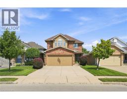 64 REDFERN Avenue, Hamilton, Ontario