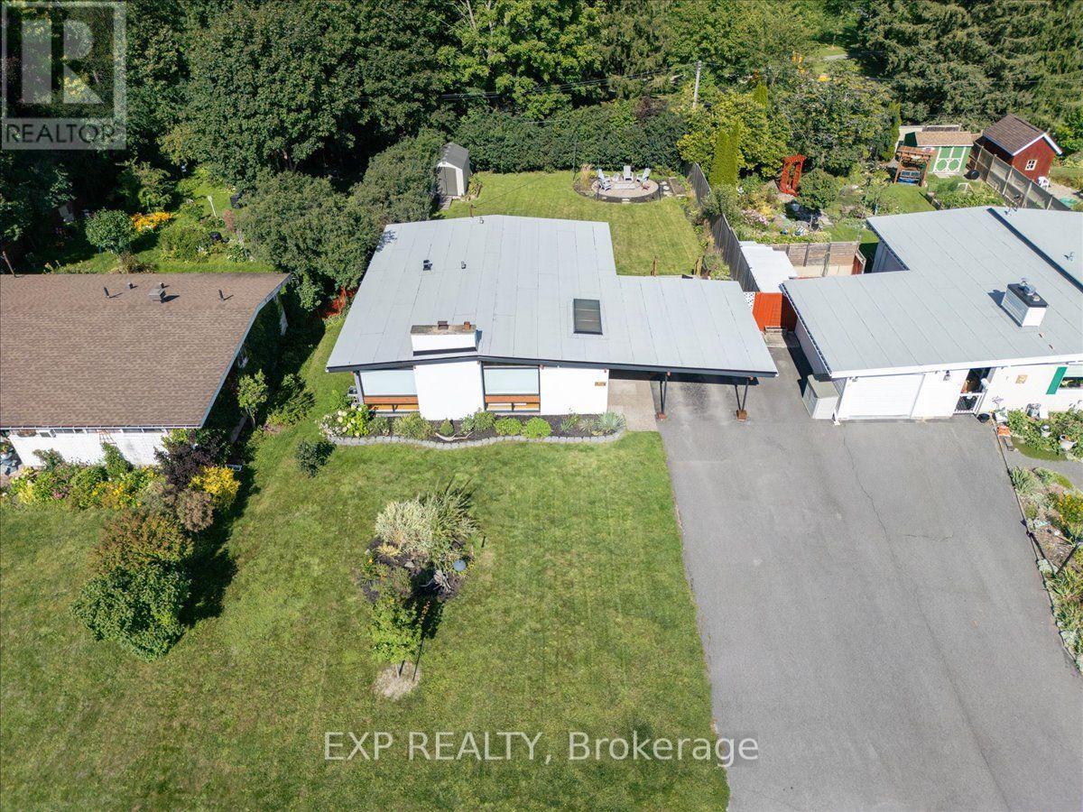 5 Beliveau Street, Ottawa, Ontario  K2E 5L2 - Photo 4 - X13701980