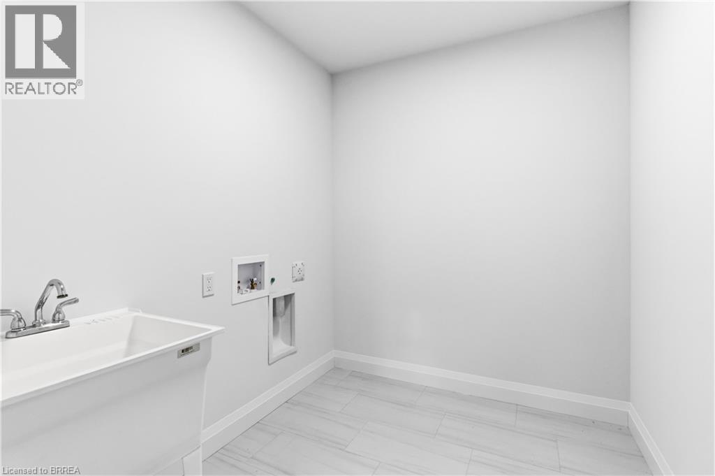 232 Mount Pleasant Street, Brantford, Ontario  N3T 1V1 - Photo 22 - 40855585
