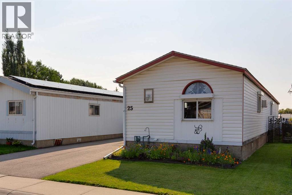 25 Erin Woods Circle SE, Calgary, Alberta  T2B 3C9 - Photo 30 - A2339198