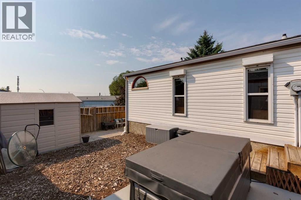 25 Erin Woods Circle SE, Calgary, Alberta  T2B 3C9 - Photo 27 - A2339198