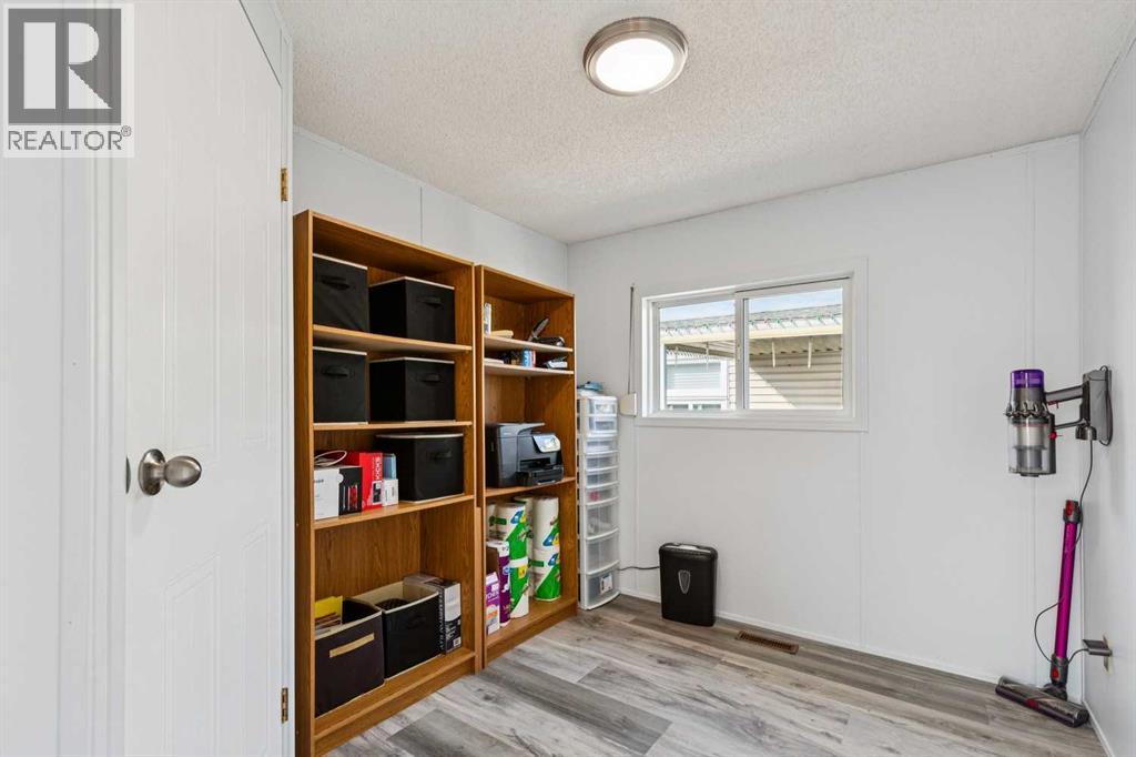 25 Erin Woods Circle SE, Calgary, Alberta  T2B 3C9 - Photo 20 - A2339198