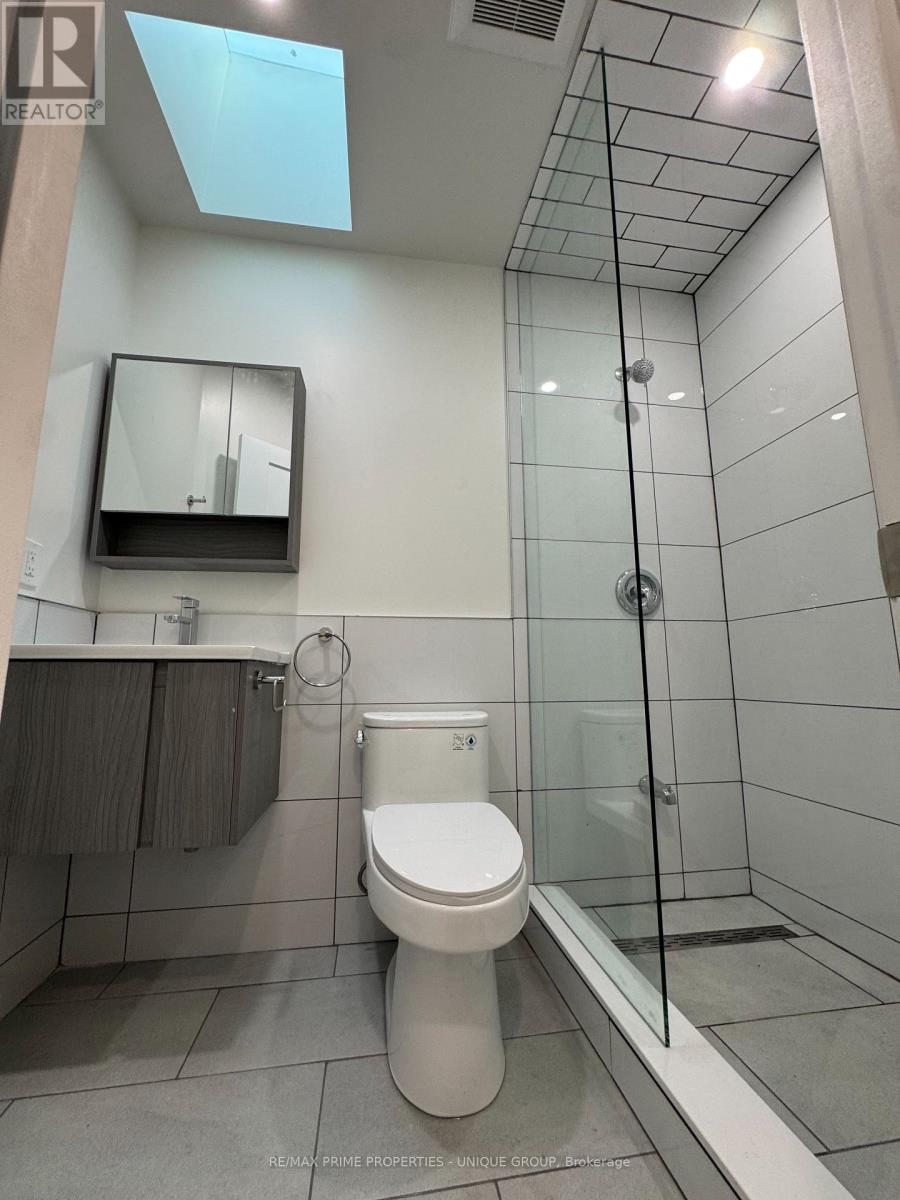 2 - 62 Henry Street, Toronto, Ontario  M5T 1X2 - Photo 13 - C13701768