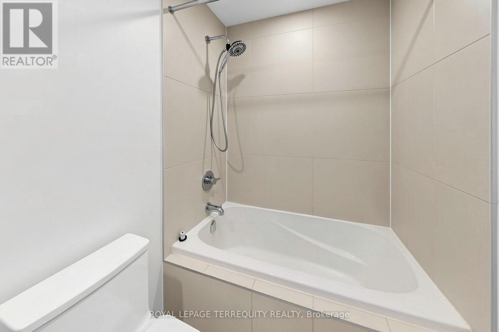 415 - 55 Regent Park Boulevard, Toronto, Ontario  M5A 0C2 - Photo 26 - C13701788
