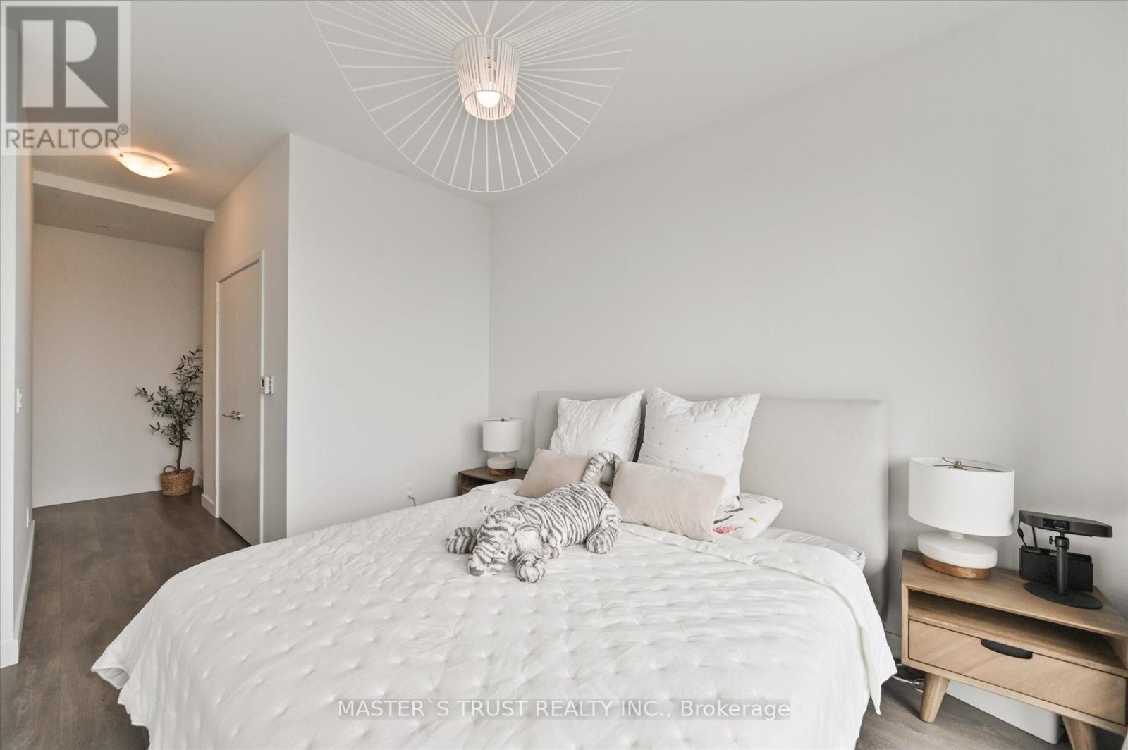 Ph 5801 - 8 Eglinton Avenue E, Toronto, Ontario  M4P 0C1 - Photo 20 - C13701832