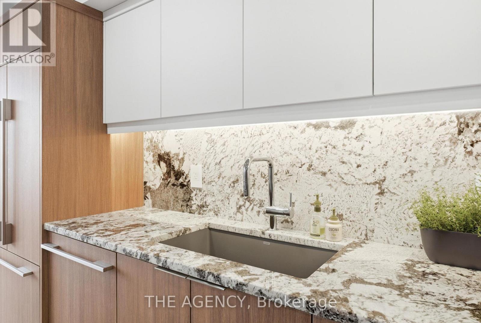 902 - 900 Yonge Street, Toronto, Ontario  M4W 3P5 - Photo 16 - C13701844