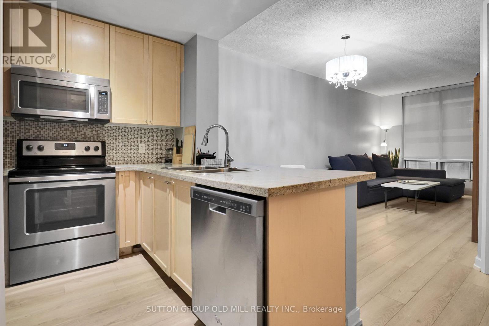 1207 - 85 Bloor Street E, Toronto, Ontario  M4W 3Y1 - Photo 6 - C13701934