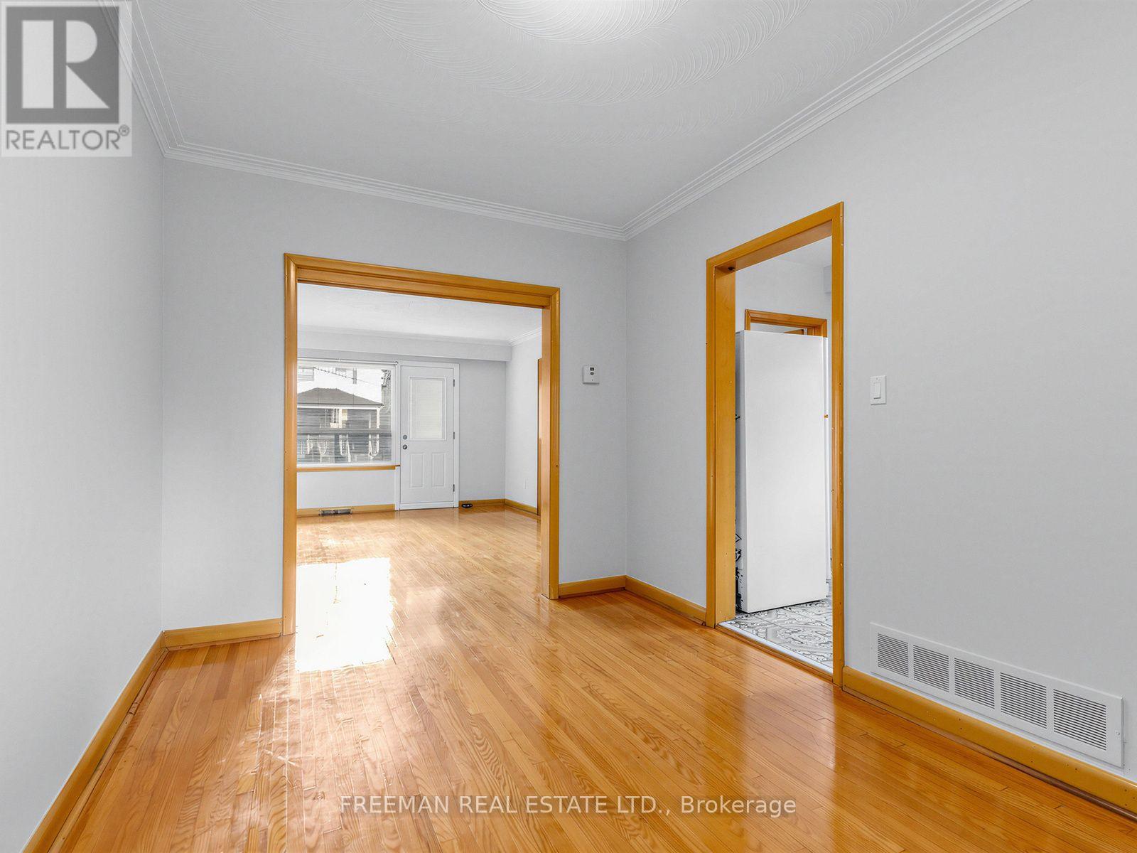 380 Glenholme Avenue, Toronto, Ontario  M6E 3E5 - Photo 6 - C13701986