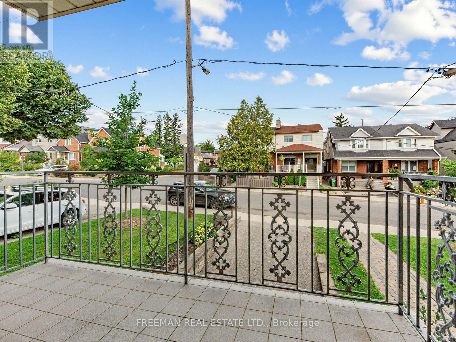 380 Glenholme Avenue, Toronto, Ontario  M6E 3E5 - Photo 9 - C13701986
