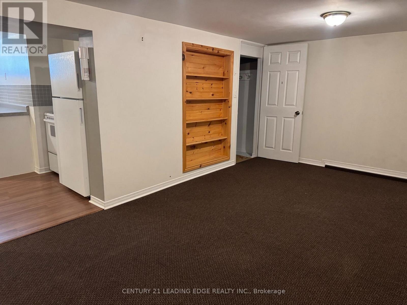 293 Oshawa Boulevard N, Oshawa, Ontario  L1G 5T2 - Photo 2 - E13701782