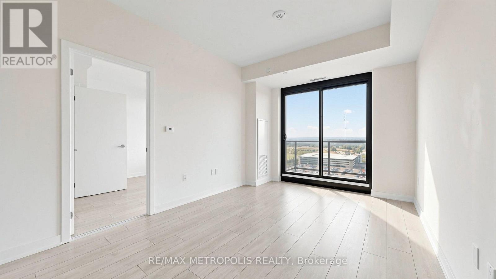 #1707 - 1606 Charles Street, Whitby, Ontario  L1N 0P1 - Photo 14 - E13701806