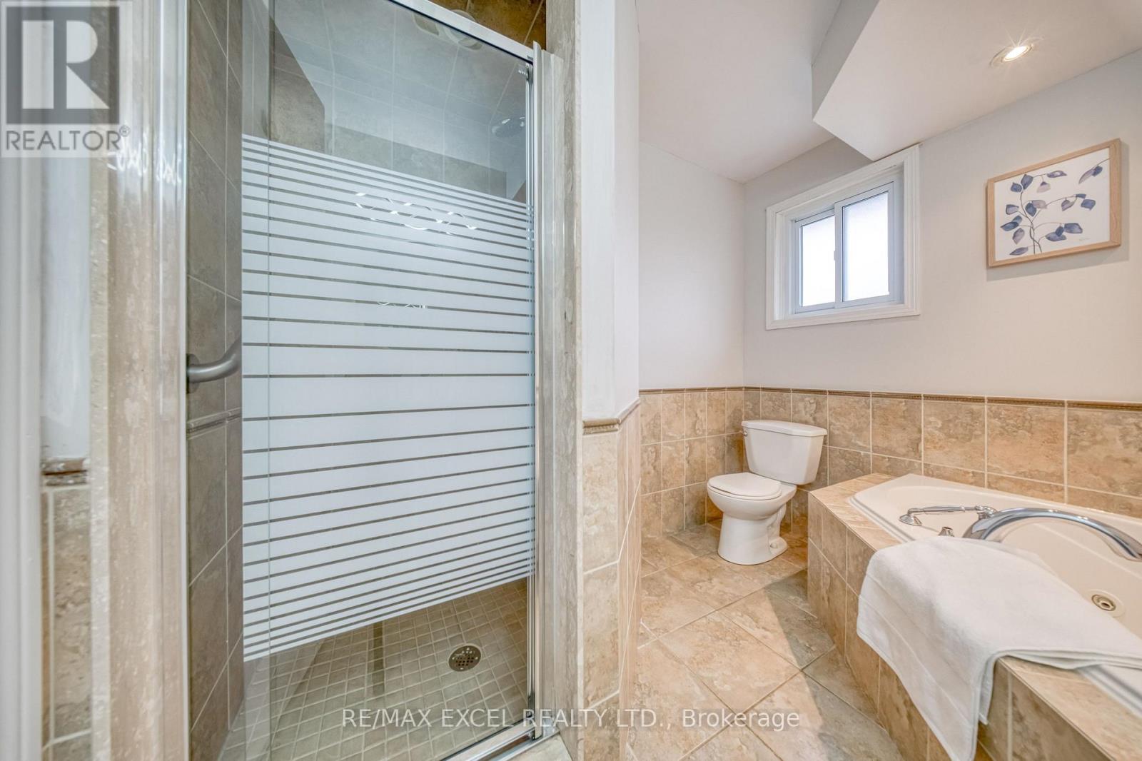 1019 Rouge Valley Drive, Pickering, Ontario  L1V 4N8 - Photo 32 - E13701892