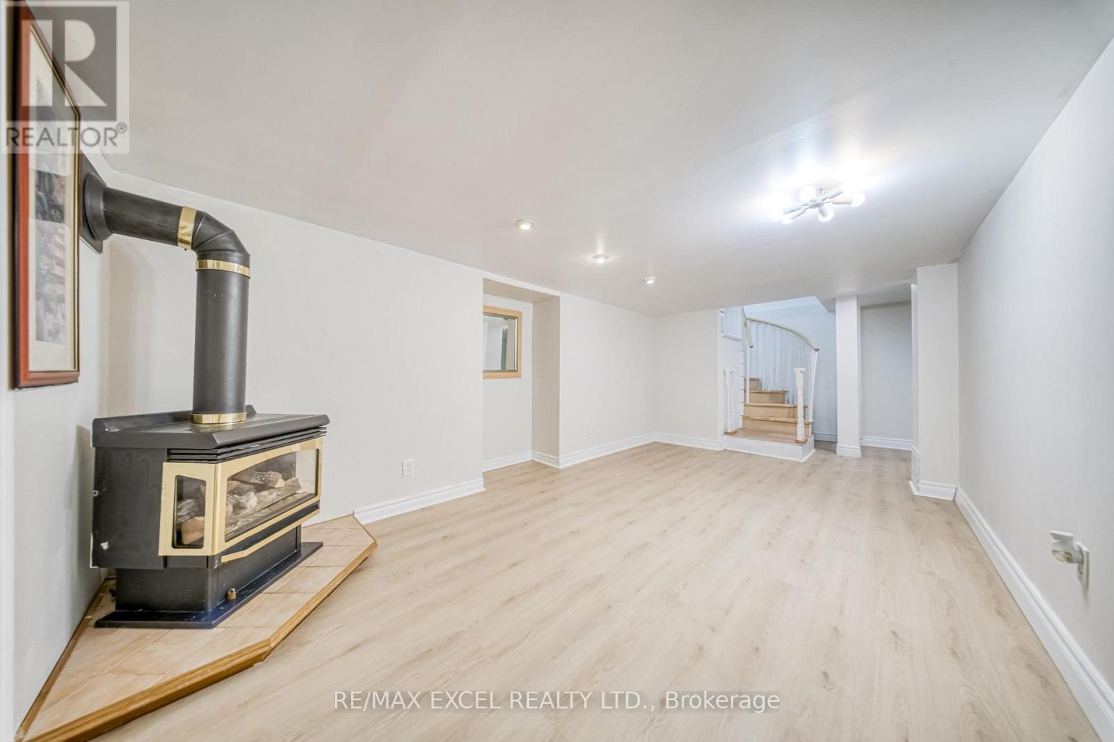 1019 Rouge Valley Drive, Pickering, Ontario  L1V 4N8 - Photo 45 - E13701892