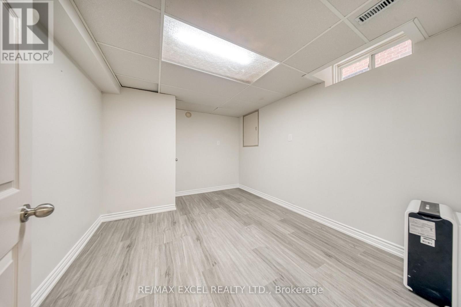1019 Rouge Valley Drive, Pickering, Ontario  L1V 4N8 - Photo 48 - E13701892