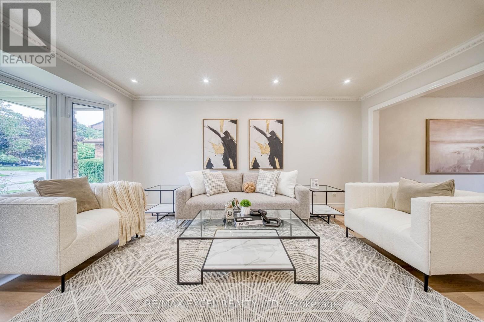 1019 Rouge Valley Drive, Pickering, Ontario  L1V 4N8 - Photo 6 - E13701892