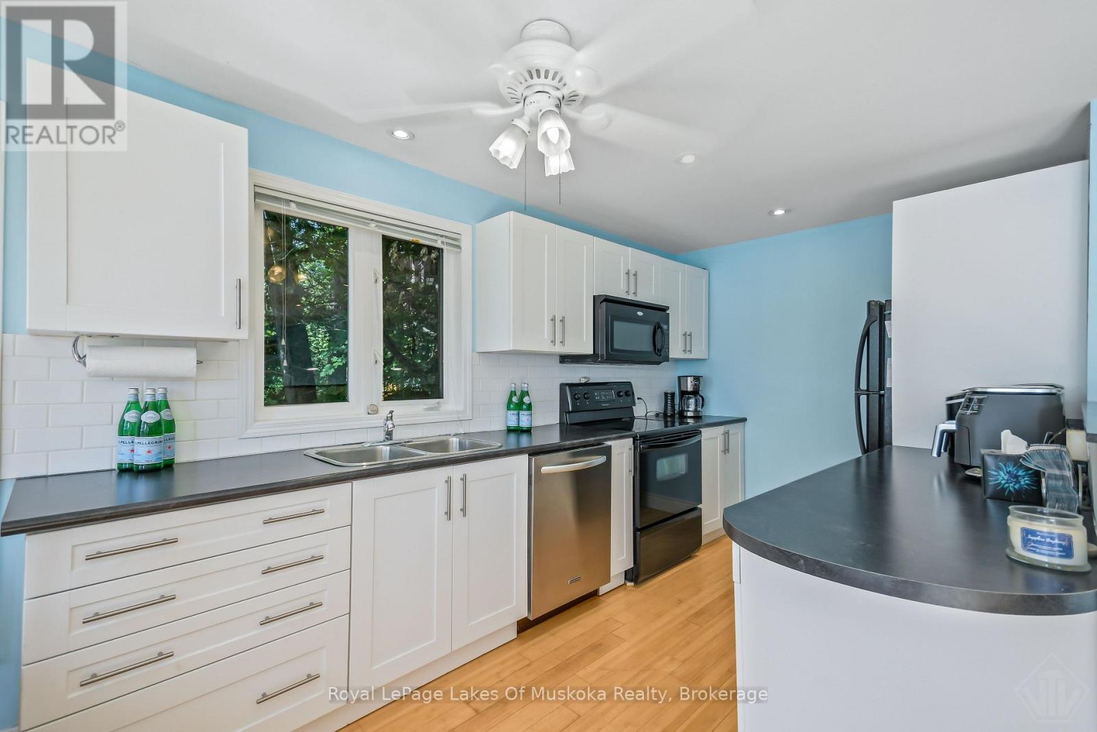 311 Lake Vernon W/a, Huntsville (Stisted), Ontario  P1H 2J2 - Photo 10 - X13701796