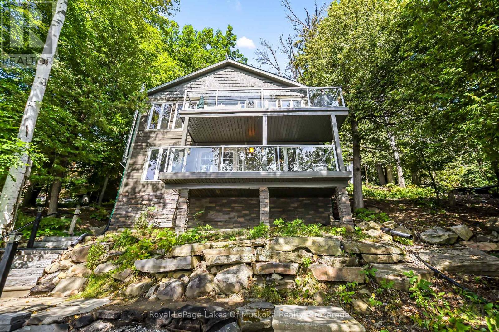 311 Lake Vernon W/a, Huntsville (Stisted), Ontario  P1H 2J2 - Photo 3 - X13701796