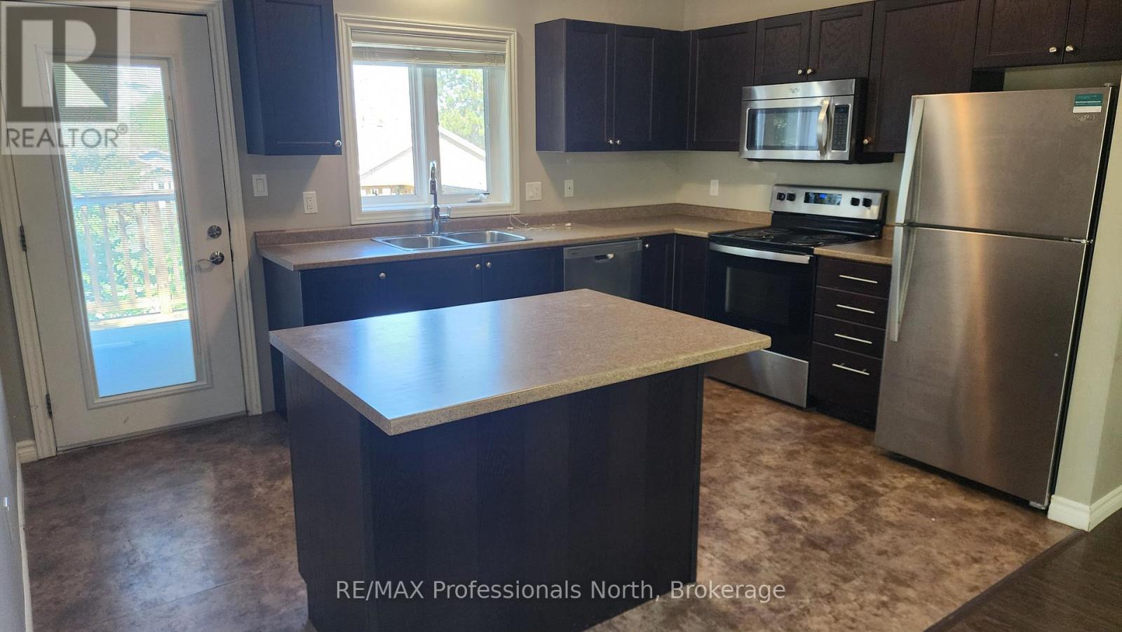 5 Greaves Avenue, Huntsville, Ontario  P1H 1V2 - Photo 10 - X13701864