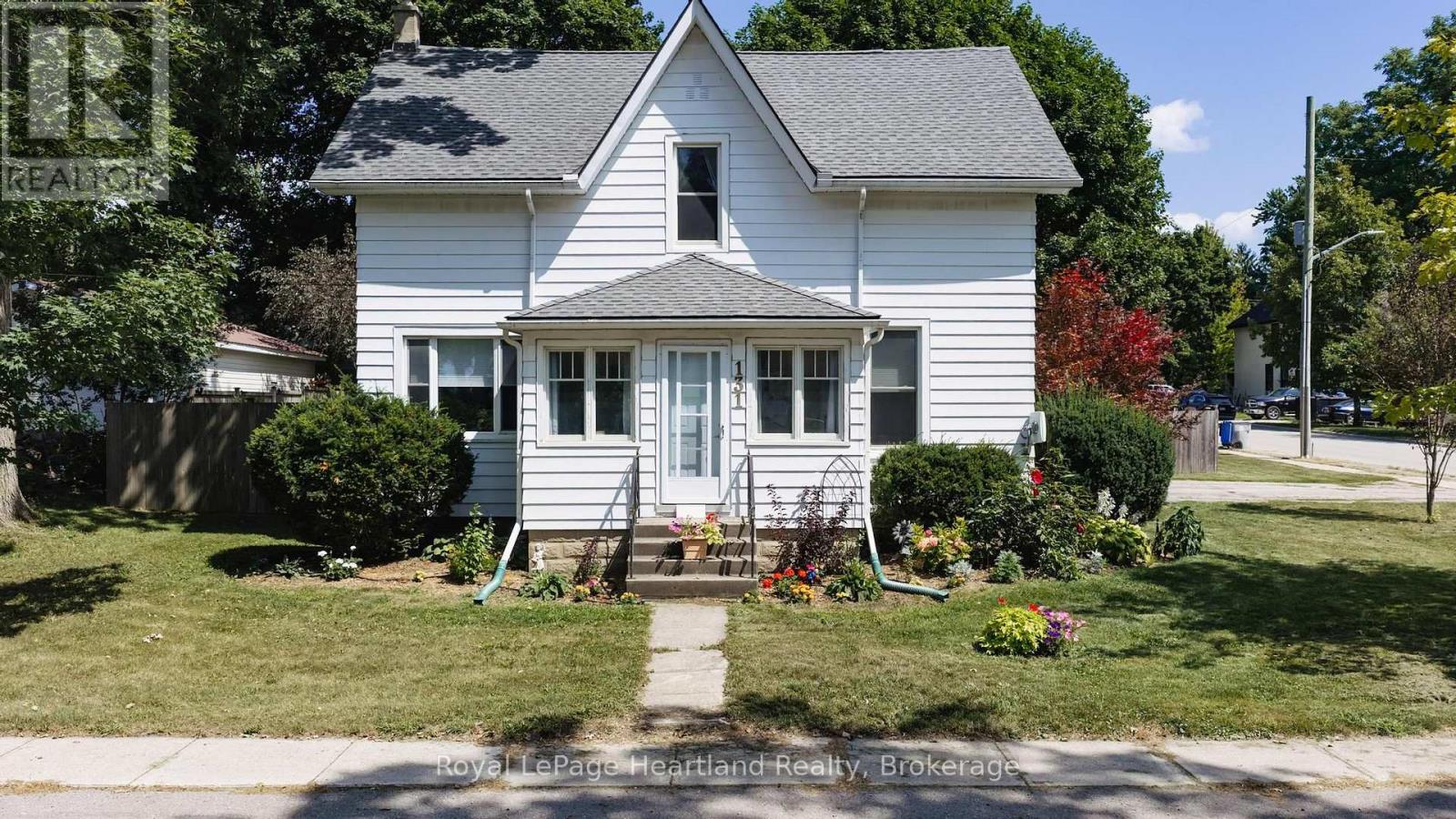 131 Rattenbury Street W, Central Huron, Ontario  N0M 1L0 - Photo 1 - X13701982