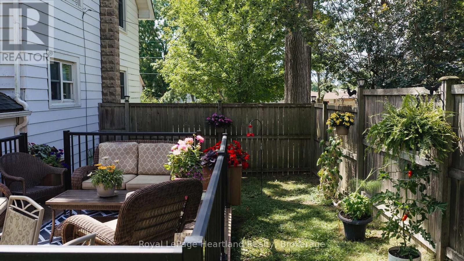 131 Rattenbury Street W, Central Huron, Ontario  N0M 1L0 - Photo 40 - X13701982