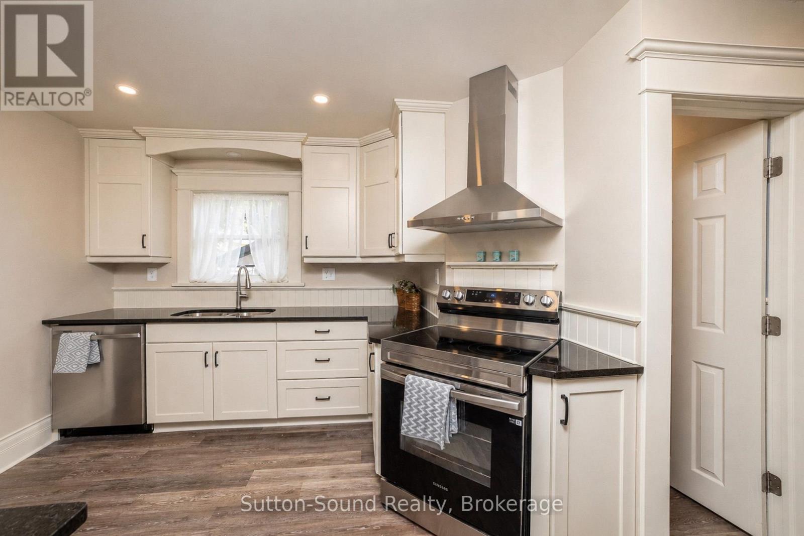 1311 4th Ave West Avenue, Owen Sound, Ontario N4K 4W9 - Photo 8 - X13701984