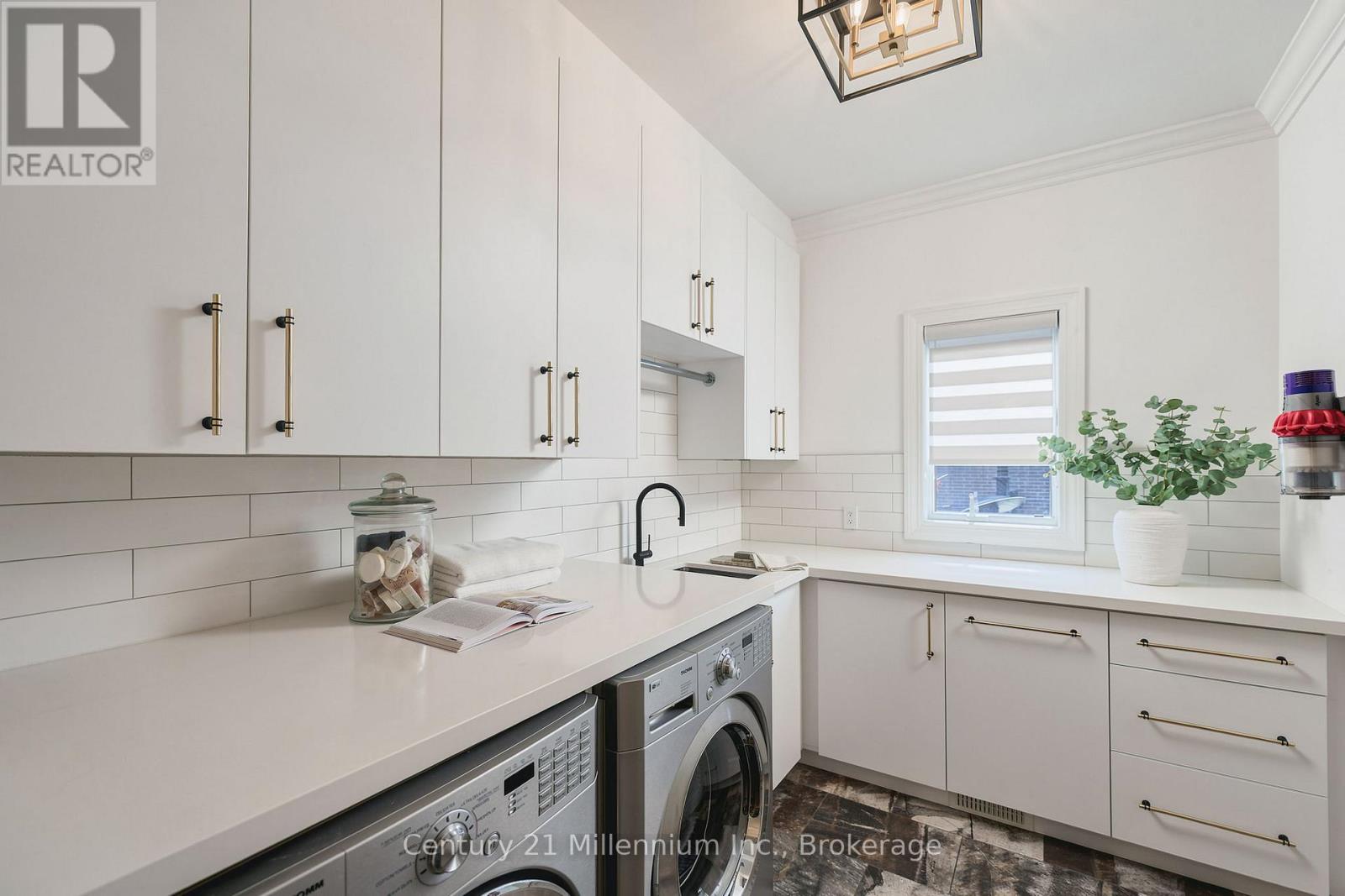 129 Blueski George Crescent, Blue Mountains, Ontario  L9Y 0S9 - Photo 19 - X13702006