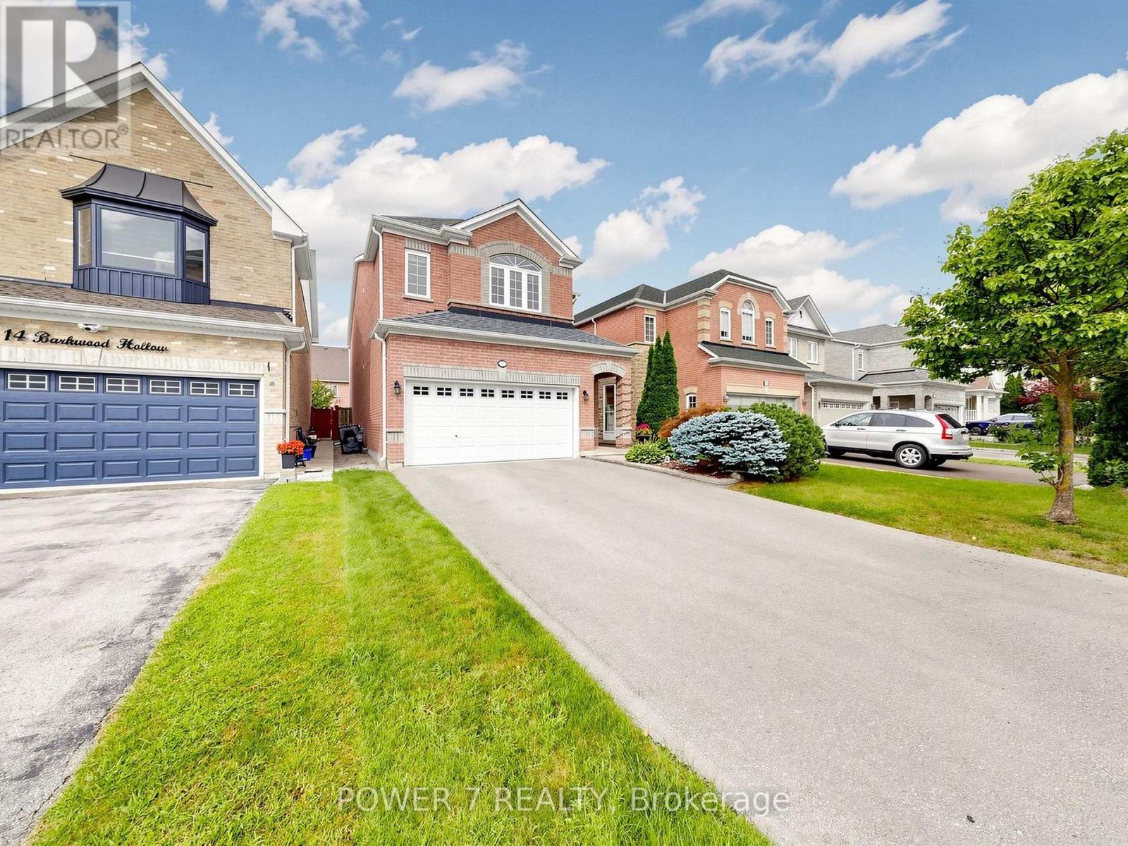 16 Barkwood Hollow, Markham, Ontario  L6C 2J9 - Photo 2 - N13701916