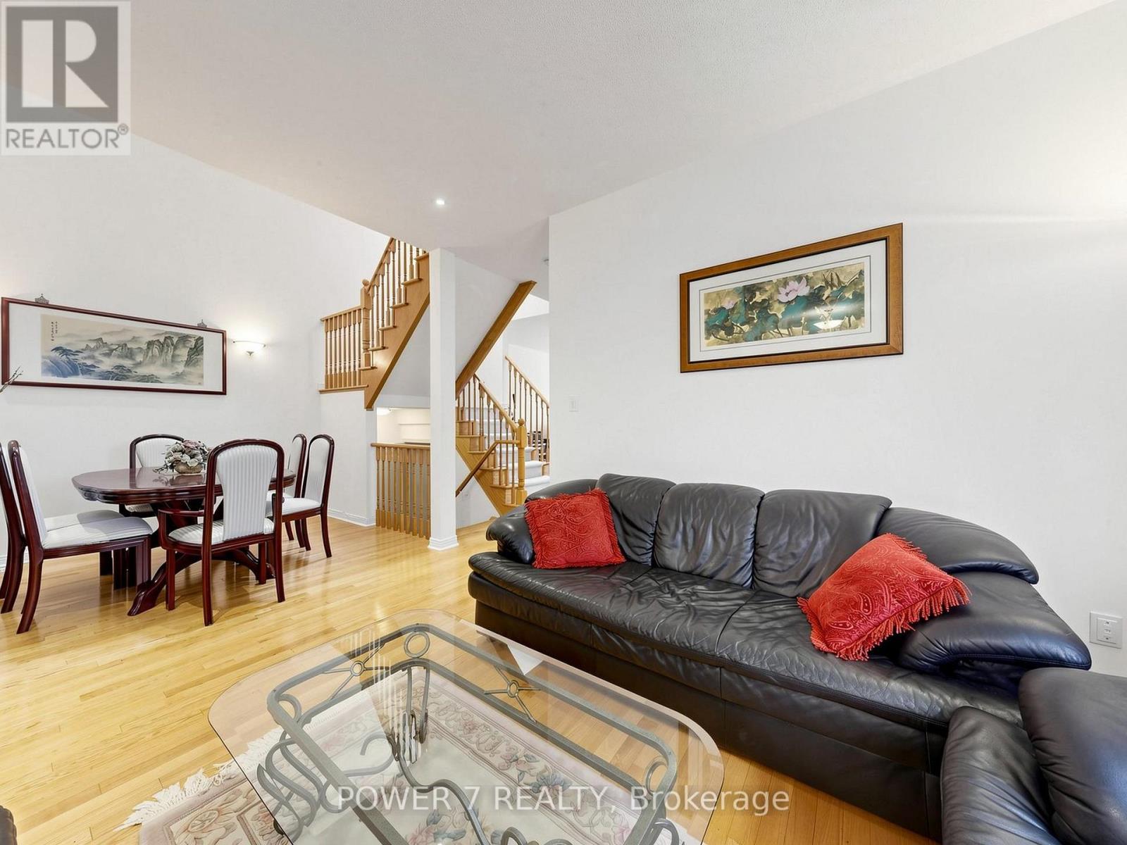 16 Barkwood Hollow, Markham, Ontario  L6C 2J9 - Photo 7 - N13701916