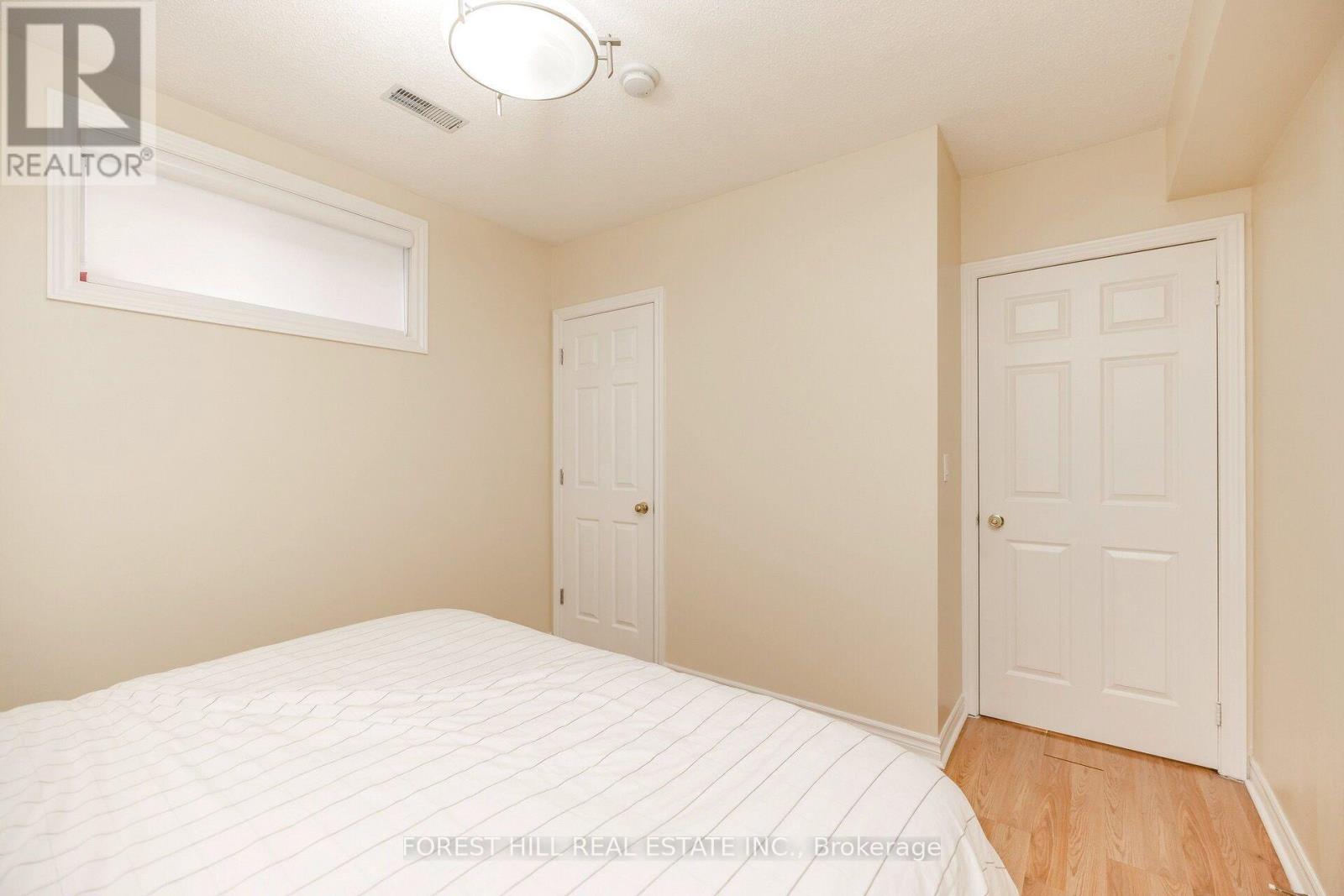 69 Oxford Street, Richmond Hill, Ontario  L4C 4L6 - Photo 12 - N13701930
