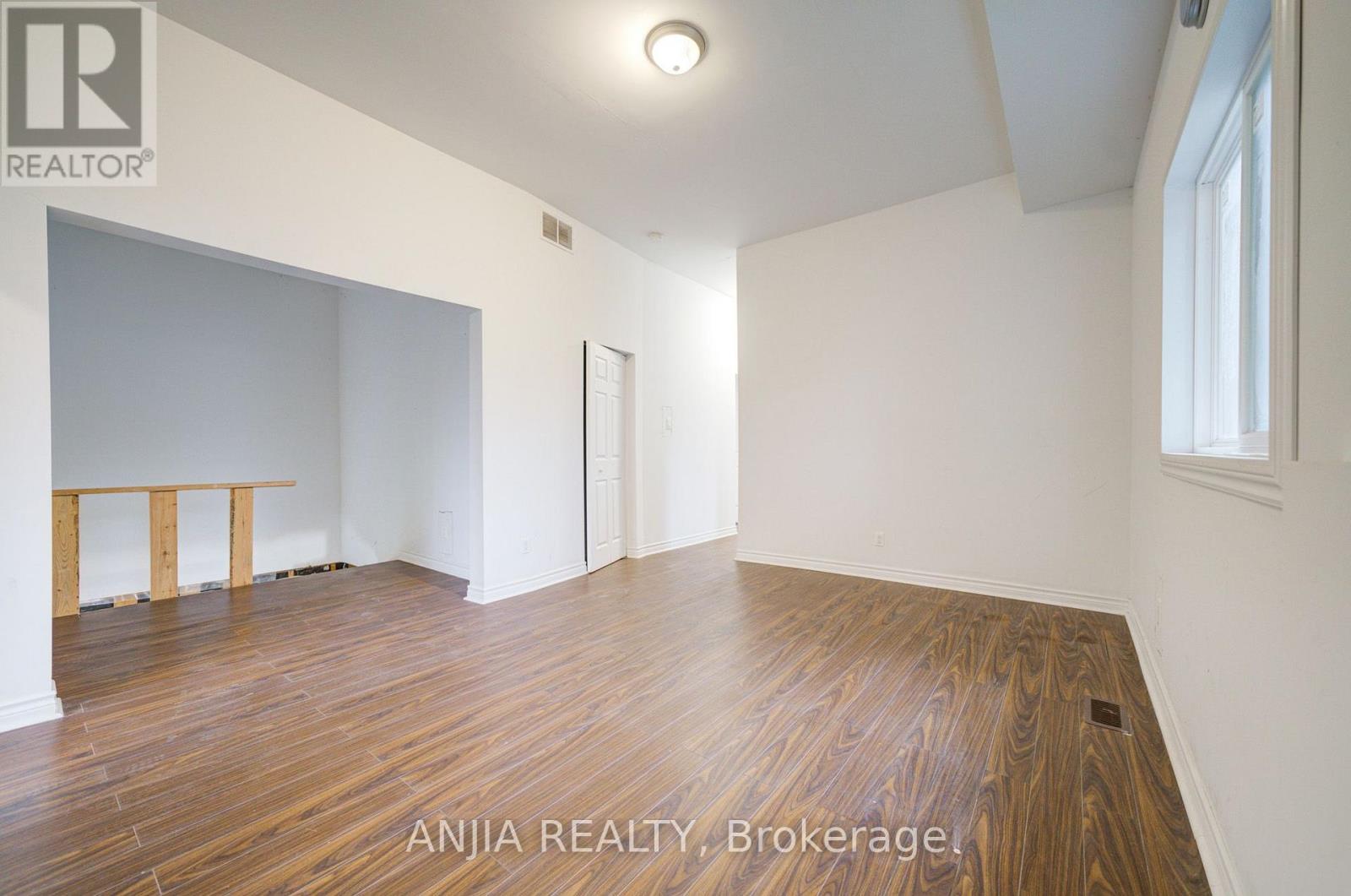 27 Jonquil Crescent, Markham, Ontario  L3P 1T3 - Photo 5 - N13701988
