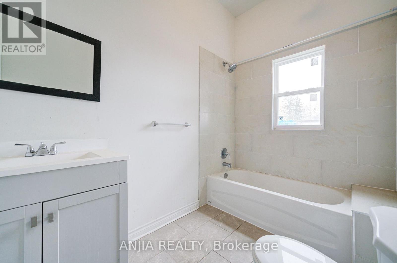 27 Jonquil Crescent, Markham, Ontario  L3P 1T3 - Photo 8 - N13701988