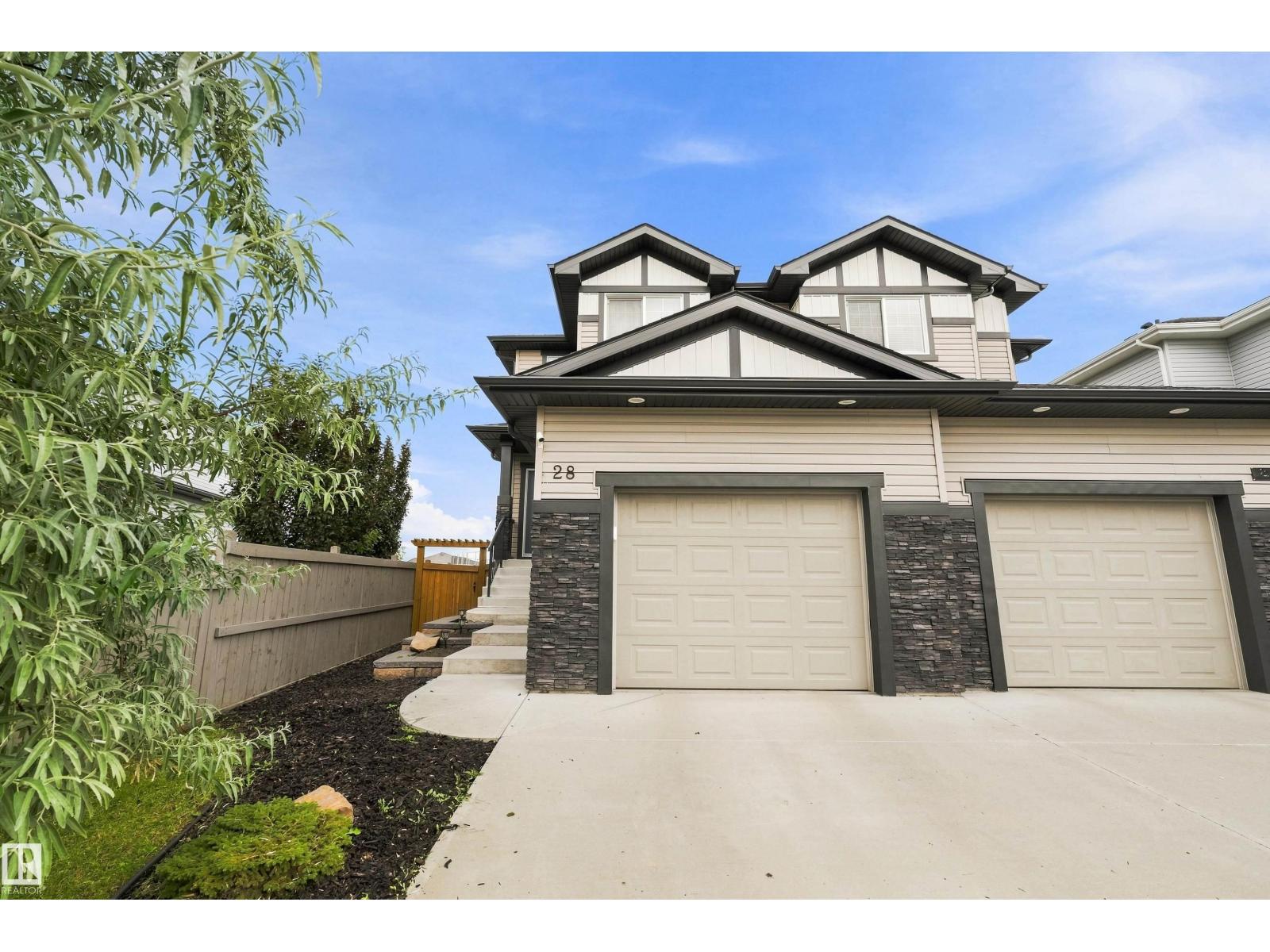 28 ROLSTON CL, Leduc, Alberta