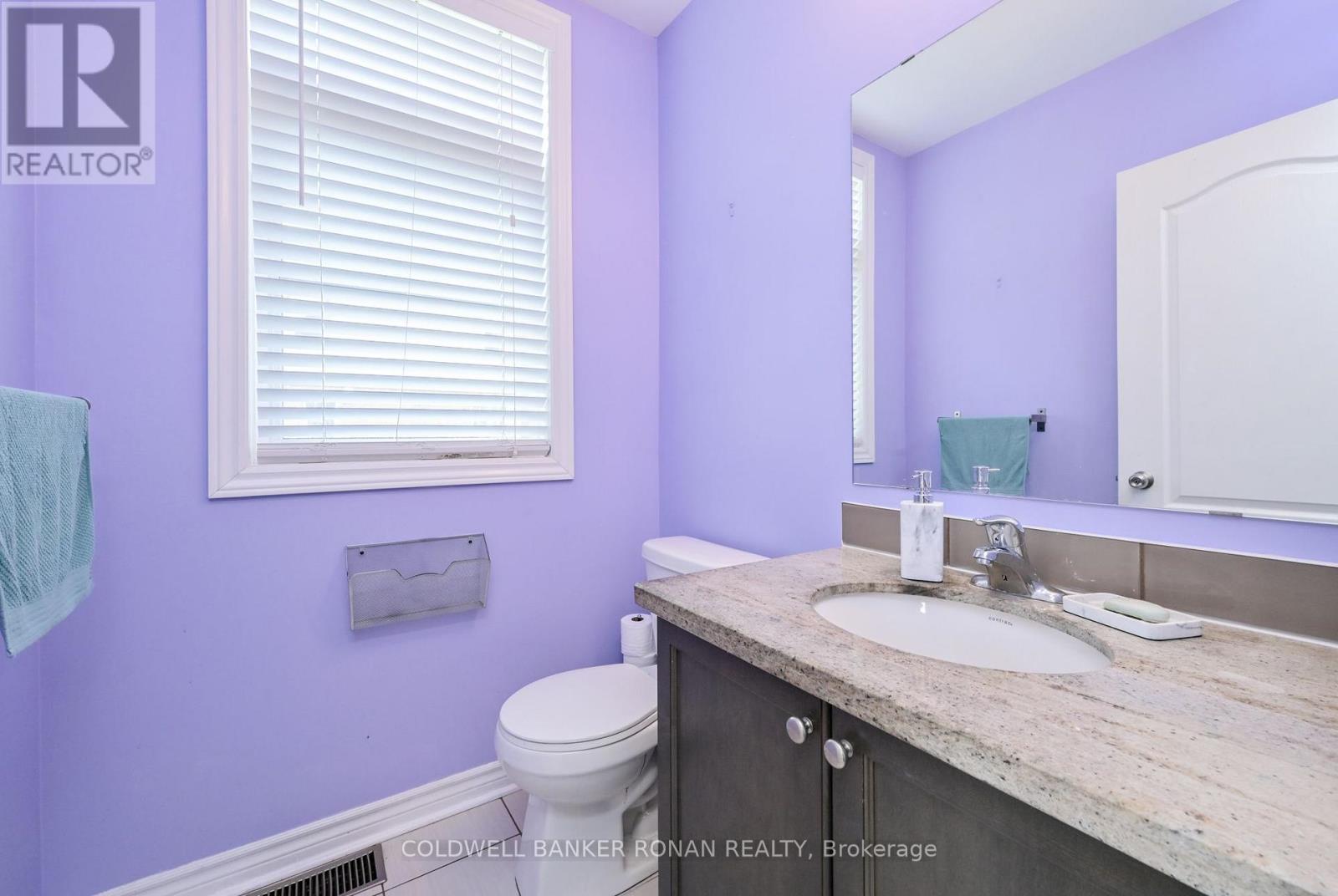 2375 Glenwood School Drive, Burlington, Ontario  L7R 3R9 - Photo 11 - W13701822