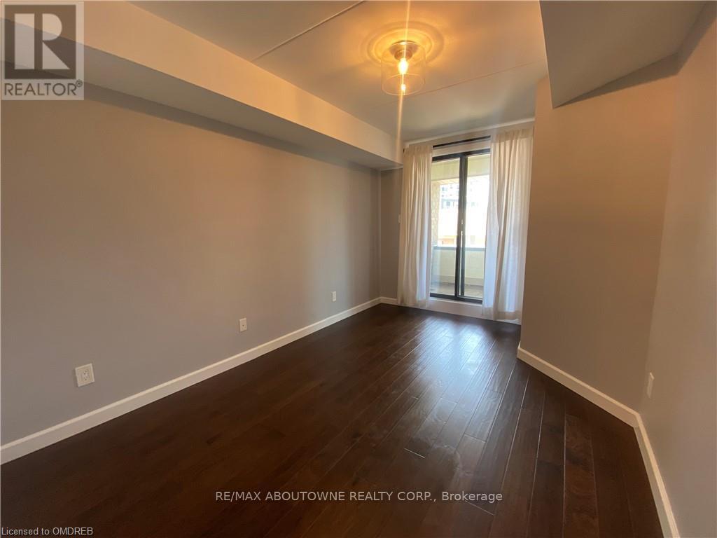 305 - 100 Bronte Road, Oakville, Ontario L6L 6L5 - Photo 11 - W13701828