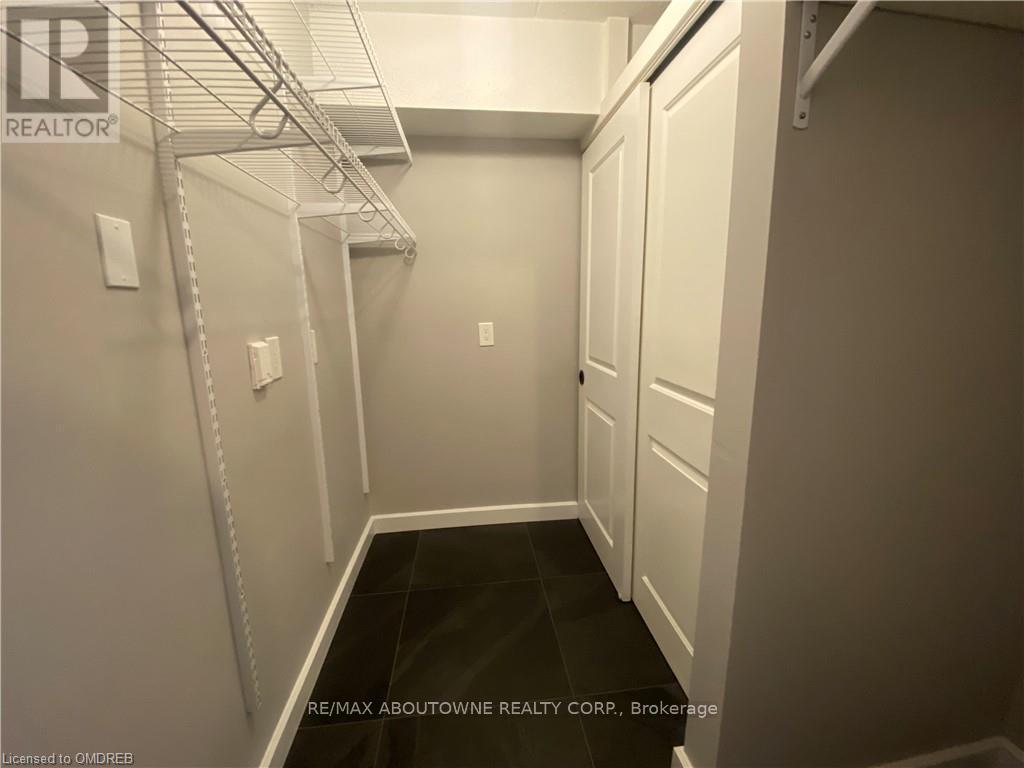 305 - 100 Bronte Road, Oakville, Ontario L6L 6L5 - Photo 16 - W13701828