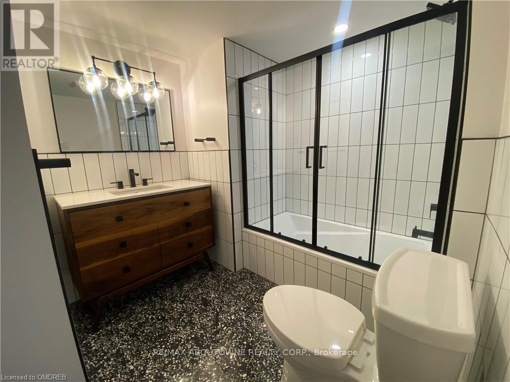 305 - 100 Bronte Road, Oakville, Ontario L6L 6L5 - Photo 9 - W13701828