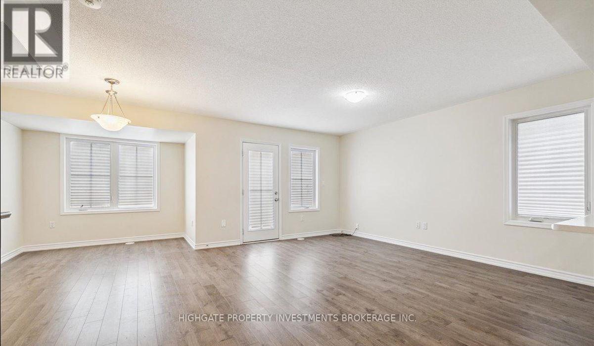 107 Lemieux Court, Milton, Ontario L9E 1E9 - Photo 7 - W13701840