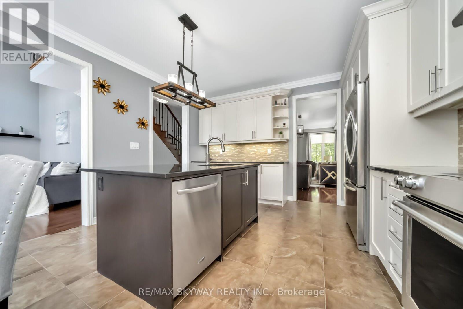 51 Learmont Avenue, Caledon, Ontario  L7C 3N3 - Photo 12 - W13701870