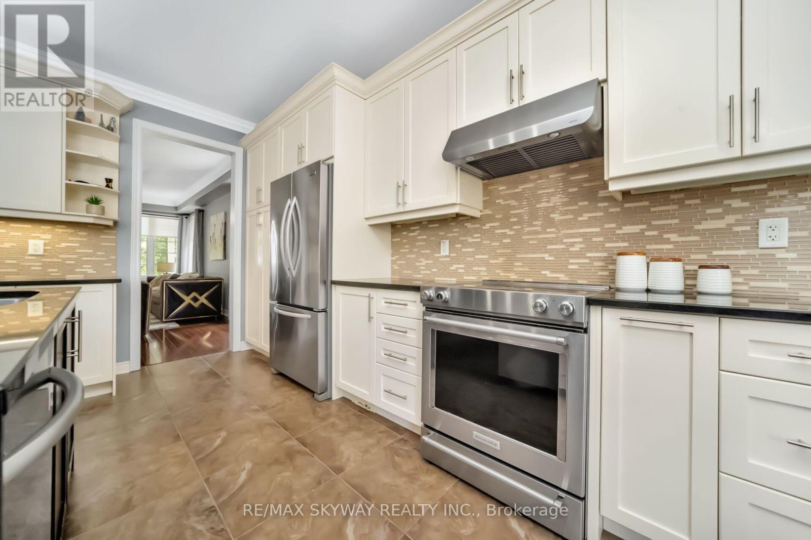 51 Learmont Avenue, Caledon, Ontario  L7C 3N3 - Photo 13 - W13701870