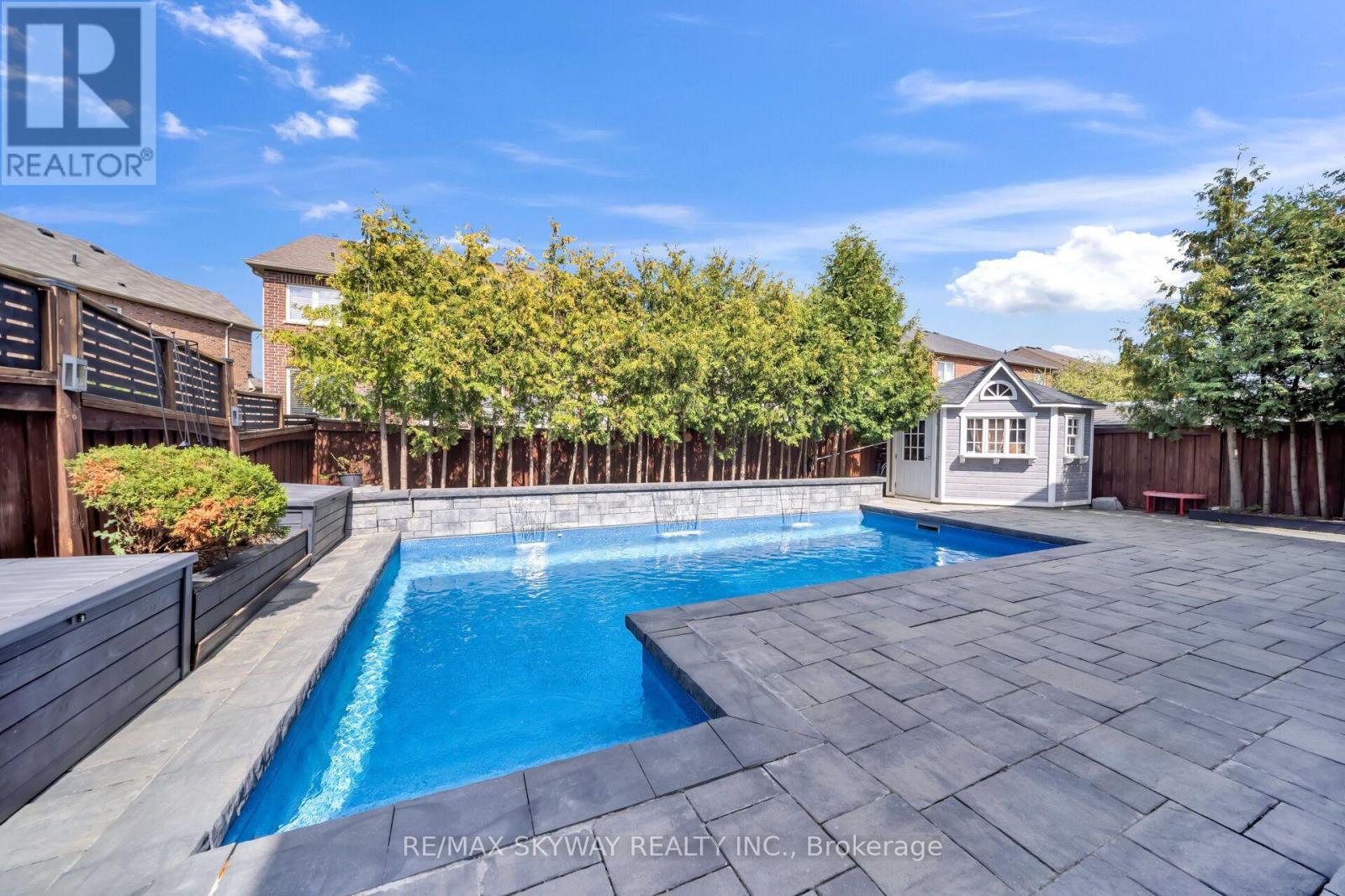 51 Learmont Avenue, Caledon, Ontario  L7C 3N3 - Photo 48 - W13701870
