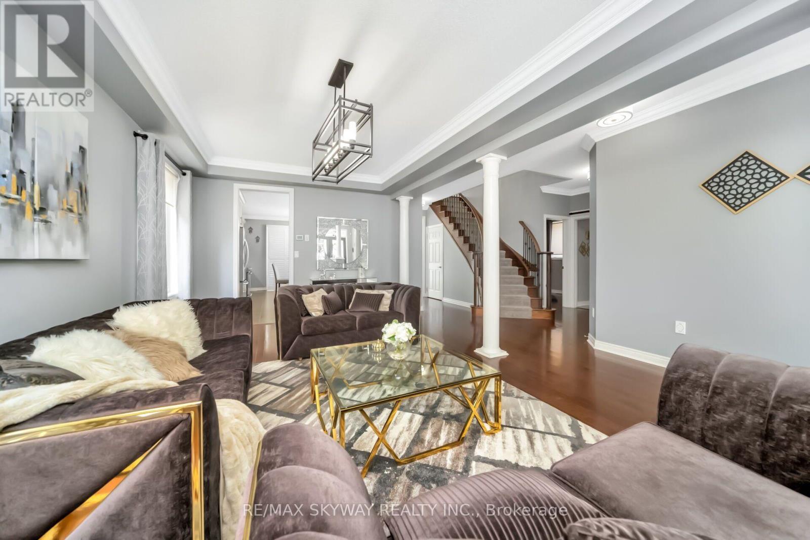 51 Learmont Avenue, Caledon, Ontario  L7C 3N3 - Photo 8 - W13701870