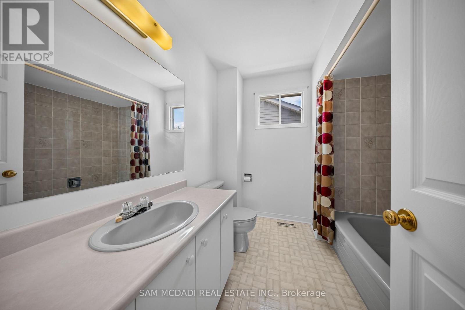 6200 Prairie Circle, Mississauga, Ontario  L5N 5Y4 - Photo 33 - W13701904
