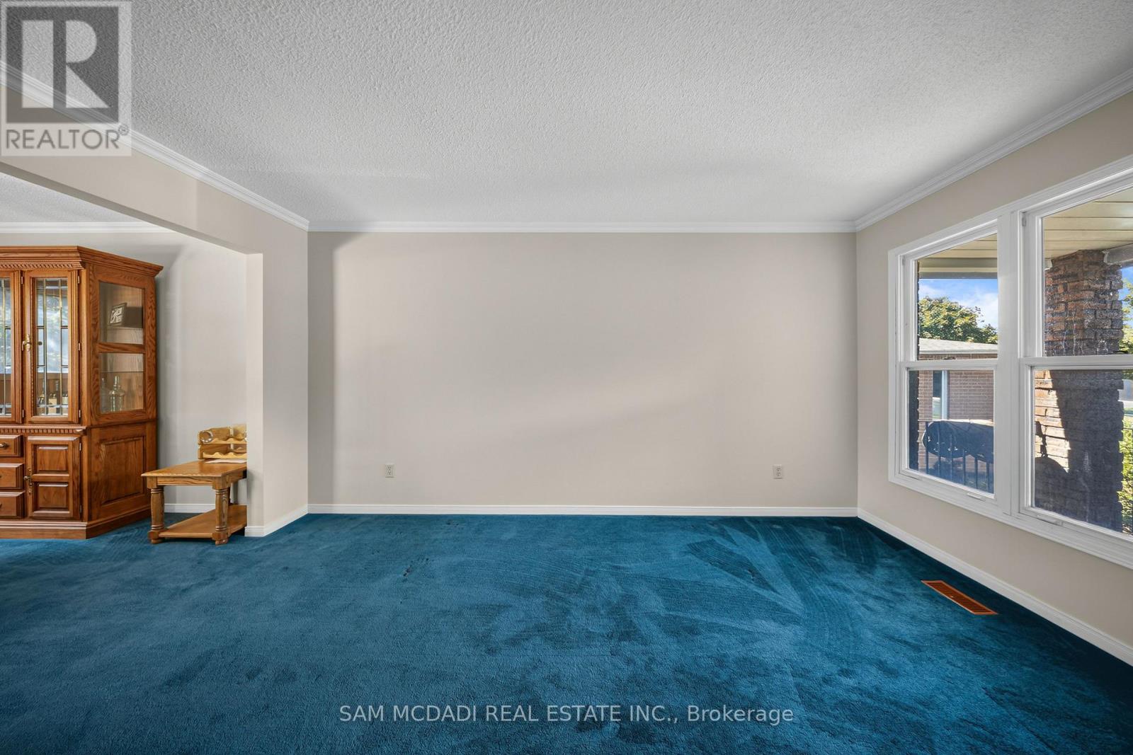 6200 Prairie Circle, Mississauga, Ontario  L5N 5Y4 - Photo 4 - W13701904