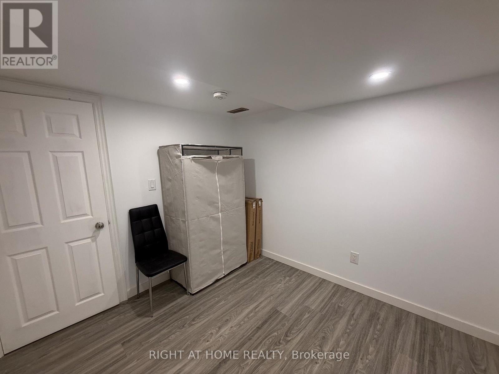 Basement - 4802 Bluefeather Lane, Mississauga, Ontario L5R 0E2 - Photo 11 - W13701928
